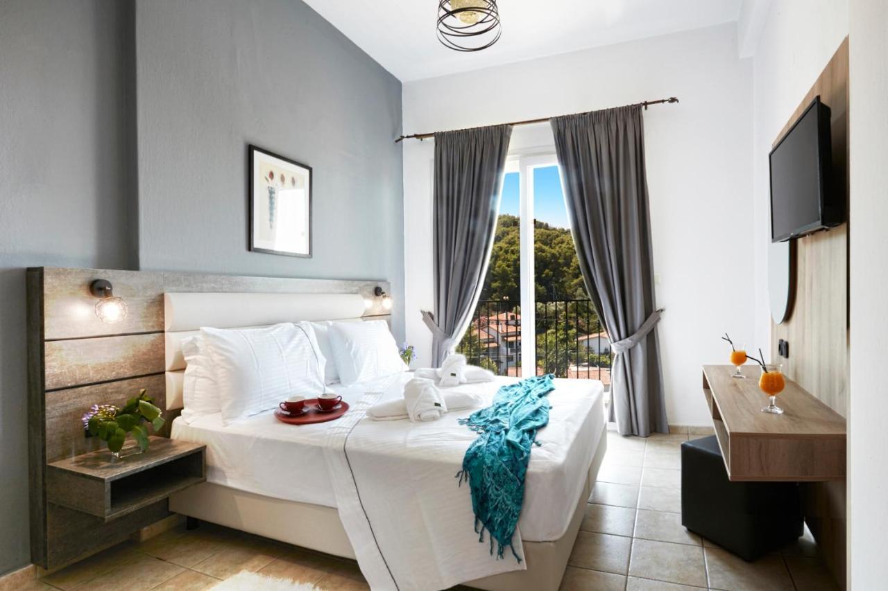 Hermes Hotel Vromolimnos Exterior photo