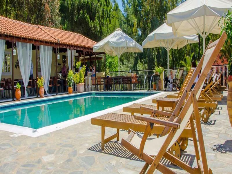 Hermes Hotel Vromolimnos Exterior photo